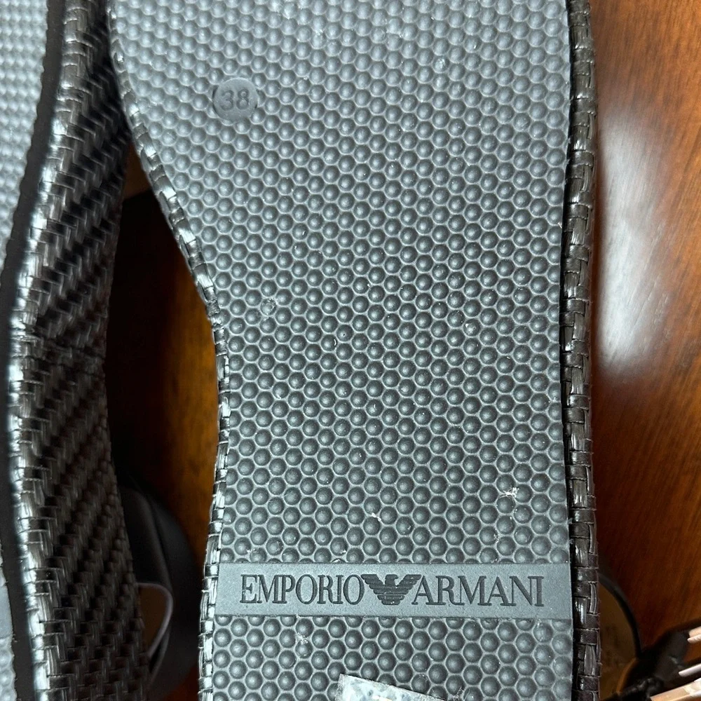 Emporio Armani Black Leather platform Sandals with ankle strap, size 38 New - Picture 8 of 9